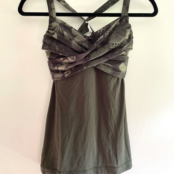 *HTF* Lululemon Biggie So Fly Wrap It Up Tank - Picture 2 of 5